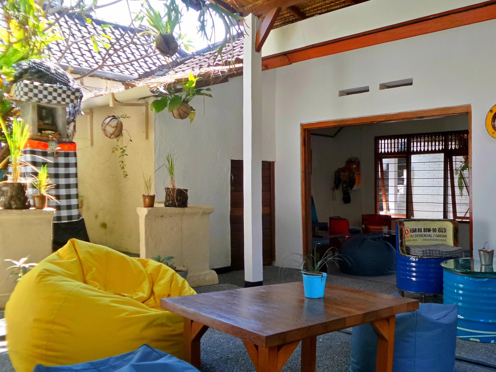 بيت شباب Friendly House Bali أوبود المظهر الخارجي الصورة