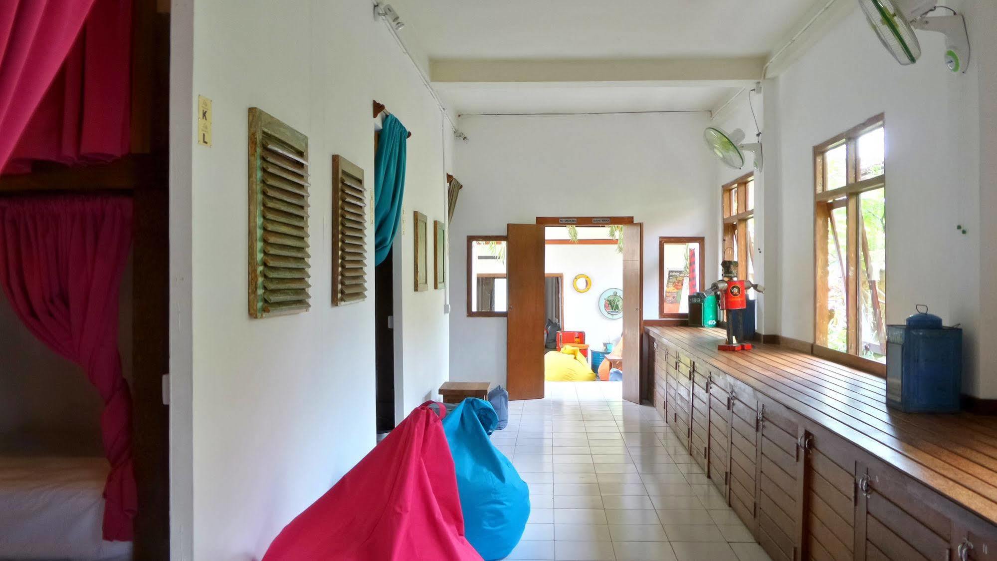 بيت شباب Friendly House Bali أوبود المظهر الخارجي الصورة