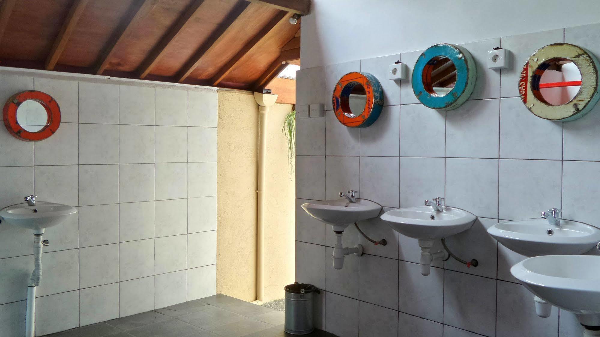 بيت شباب Friendly House Bali أوبود المظهر الخارجي الصورة